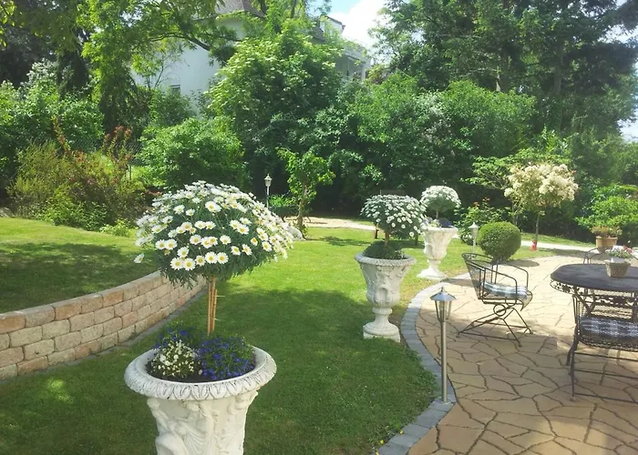 In Toplage Am Kurpark, Ruhig Und Zentral * Wiesbaden